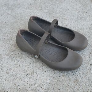 Crocs Alice Work Flats Mary Jane Slip On Sandals Shoes Closed Toe Size 7 Classic